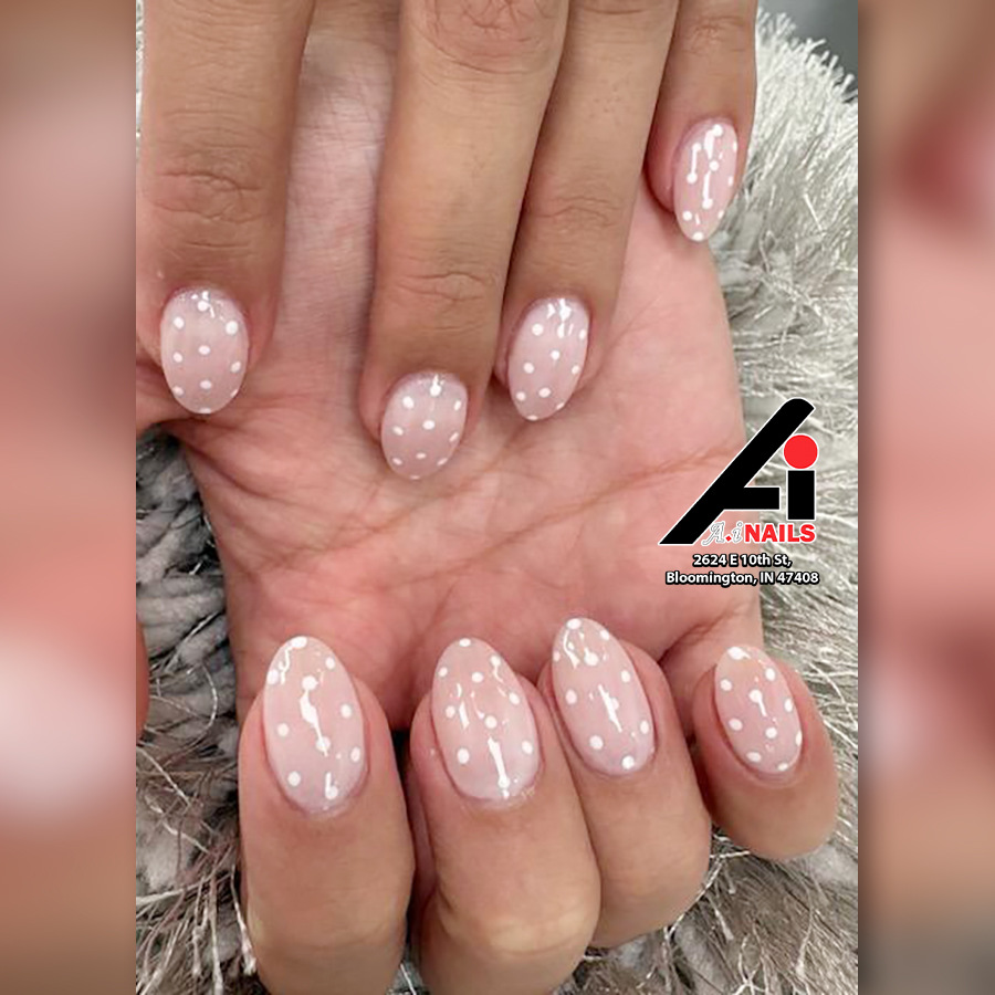 A.i Nails